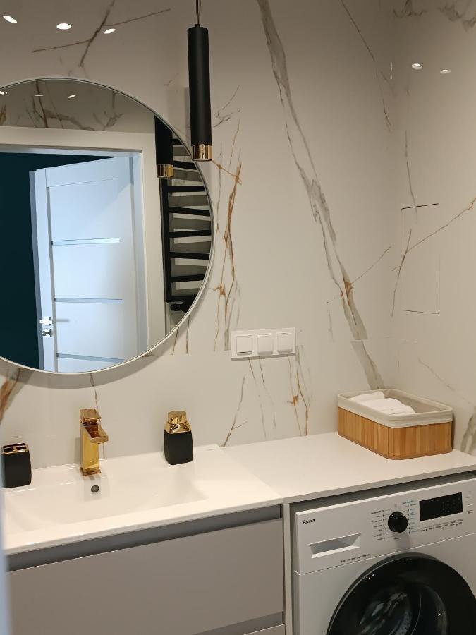 Apartament Nr15 Z Parkingiem Podziemnym ทอรูน ภายนอก รูปภาพ